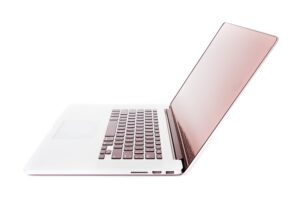 Read more about the article Laptop Buying Guide: What to Look for Before You Buy